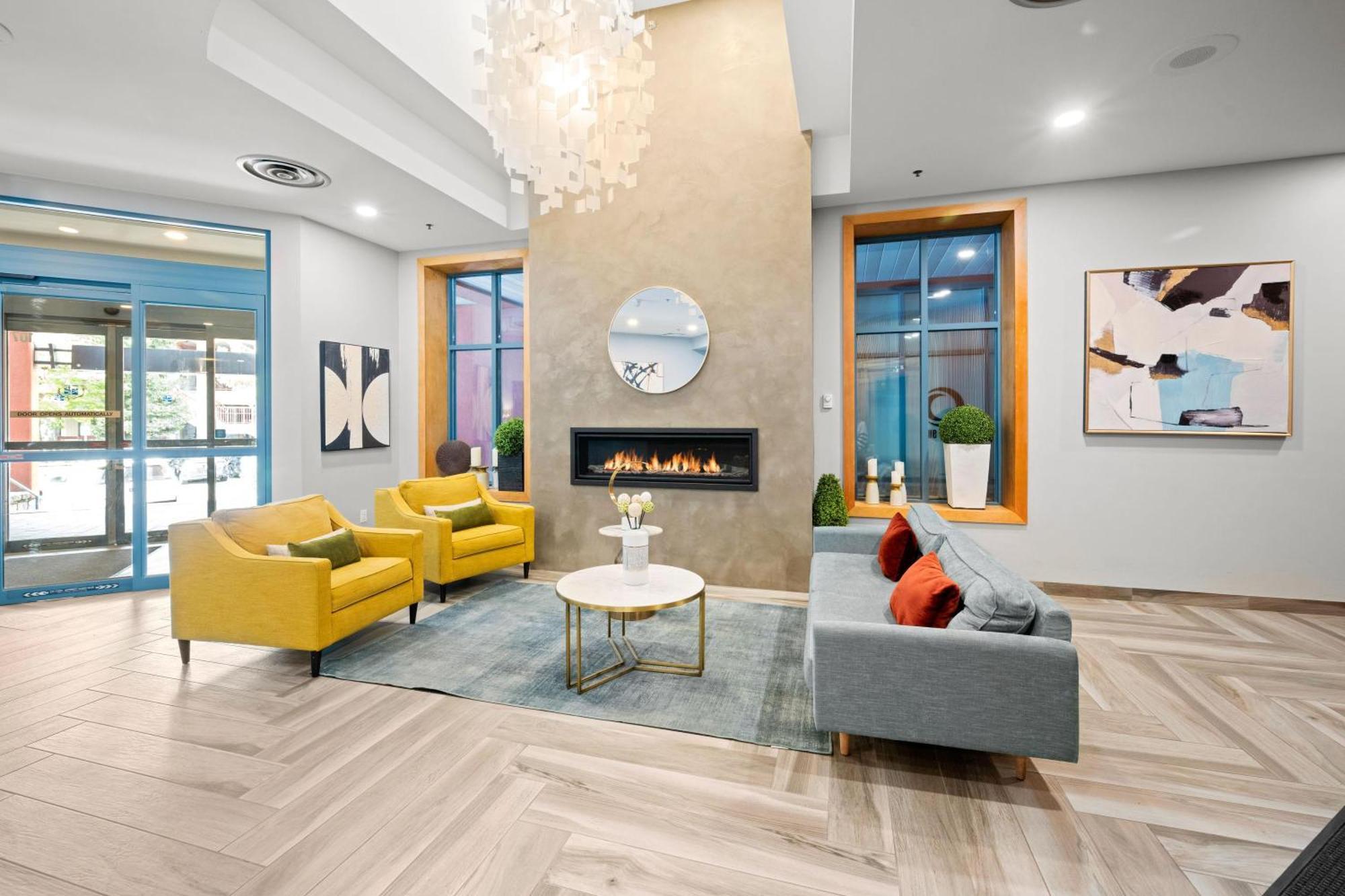 Alpenglow Lodge Family Studio With Murphy Bed By Mva Γουίστλερ Εξωτερικό φωτογραφία