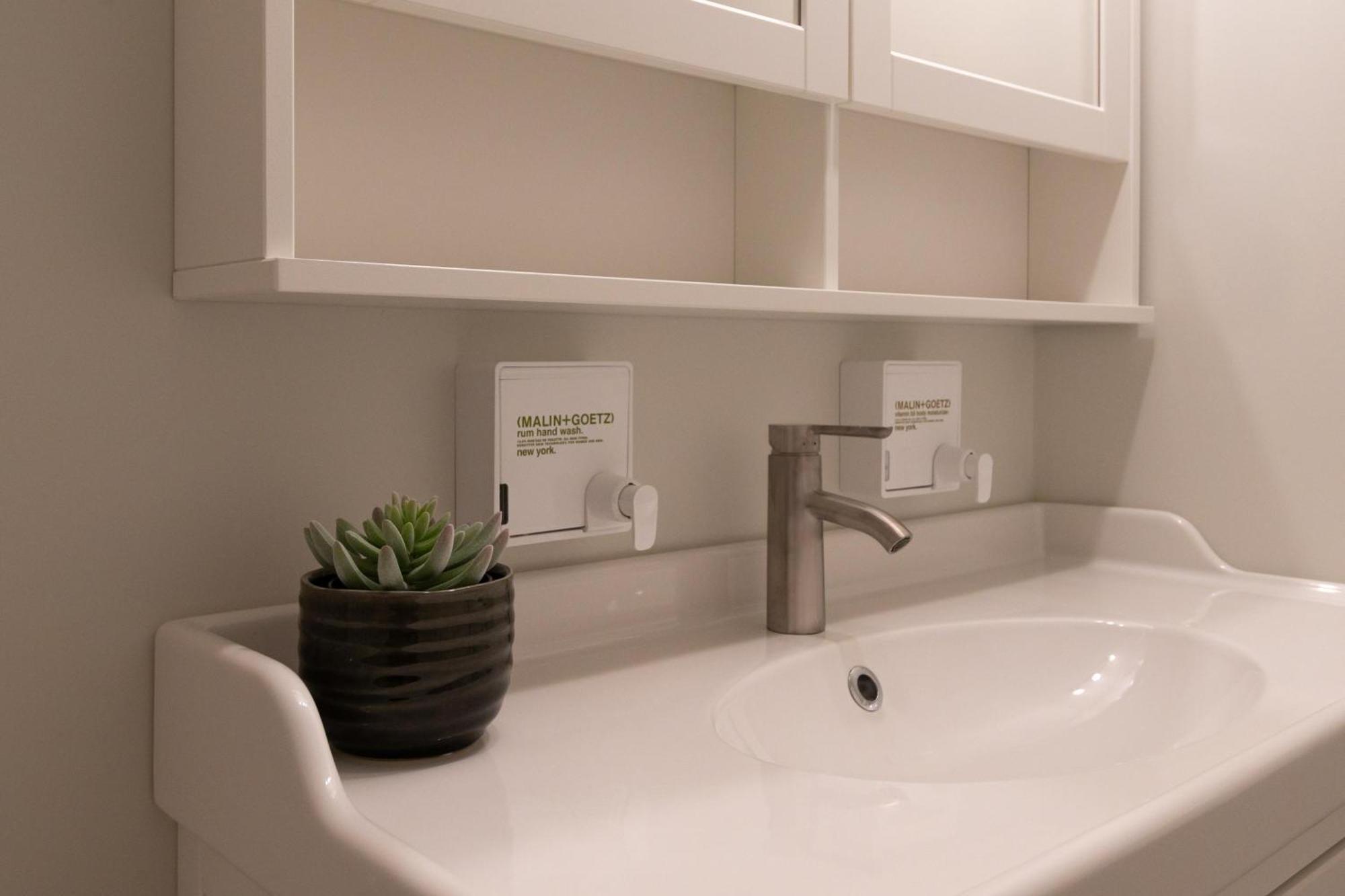 Alpenglow Lodge Family Studio With Murphy Bed By Mva Γουίστλερ Εξωτερικό φωτογραφία
